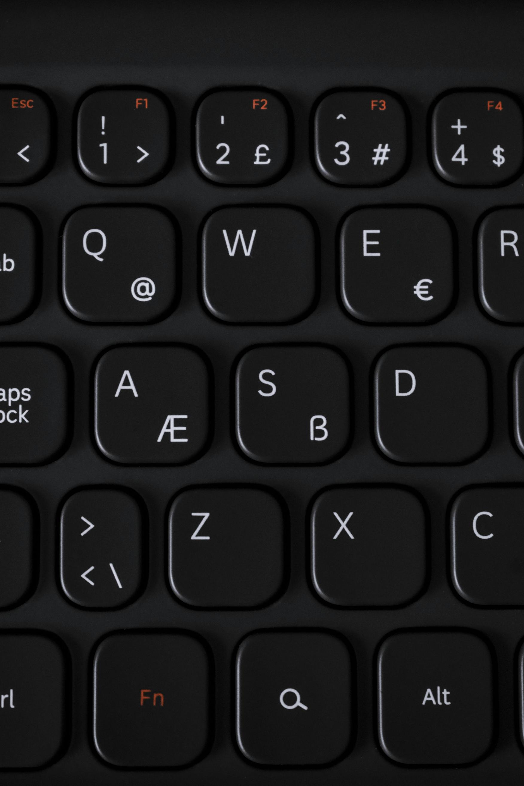 Guía de Solución de Problemas: Cómo Reparar la Tecla ‘W’ de Su Teclado