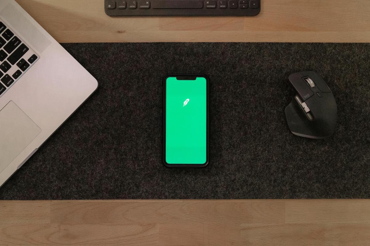 Come sincronizzare la tastiera Logitech