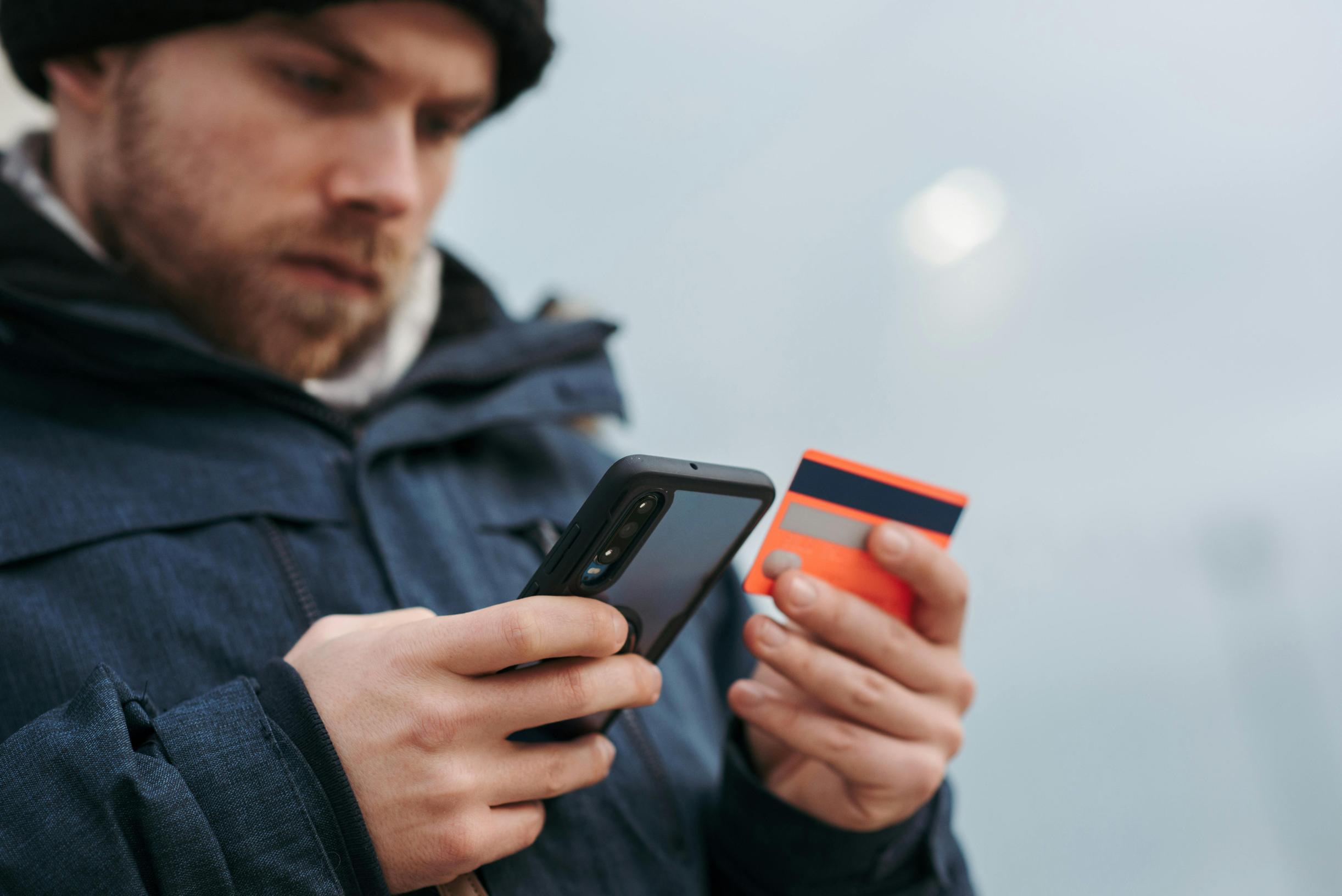 كيفية نقل شريحة SIM إلى هاتف جديد: دليل كامل