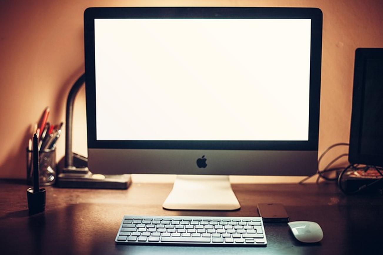 Come regolare la luminosità del monitor per una visione ottimale